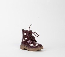 Load image into Gallery viewer, Flat ankle boot
