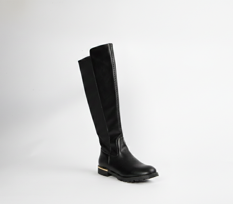 Flat long boot