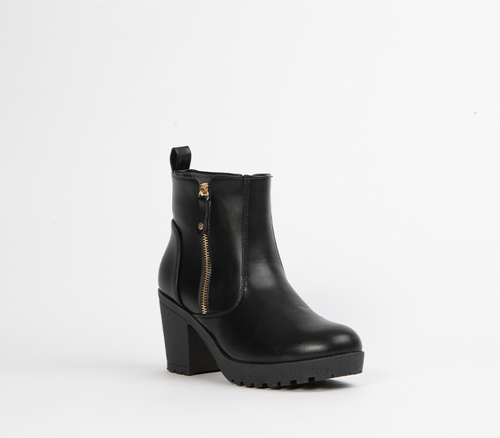 Block heeled ankle boot