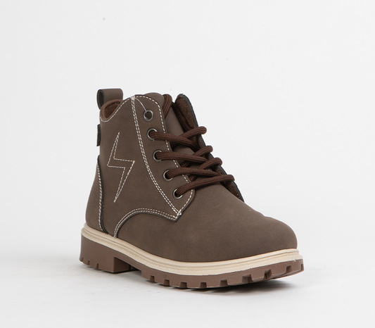 Flat ankle boot